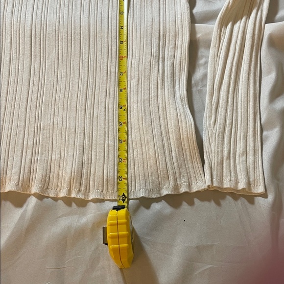 Time and Tru White Turtleneck Sweater - Picture 12 of 14